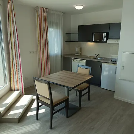 Terres De France - Flaubert Apartmán *